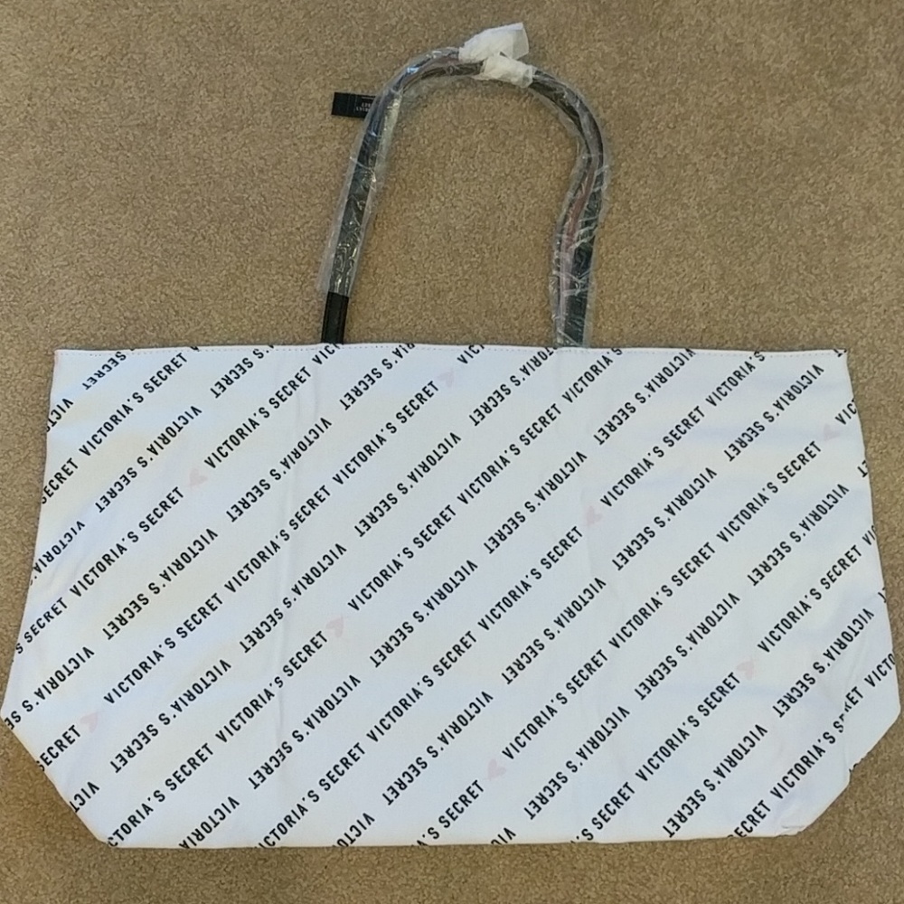 New Victoria's Secret white zip top tote bag - Picture 3 of 3